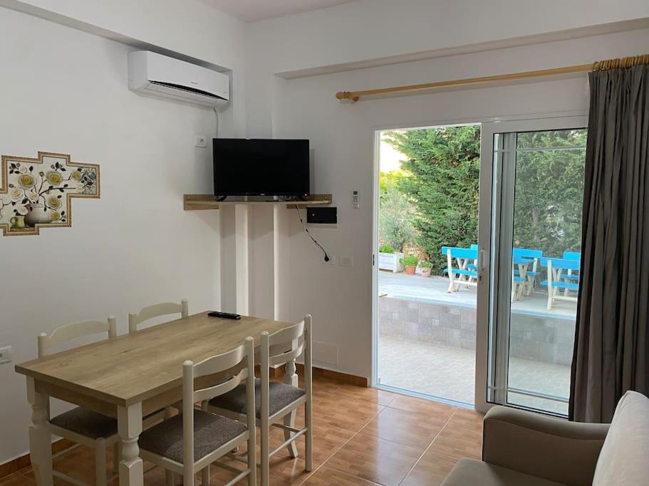 Guesthouse Xhimi Ksamil Eksteriør bilde